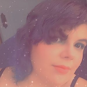 Meet your Posher, Evie